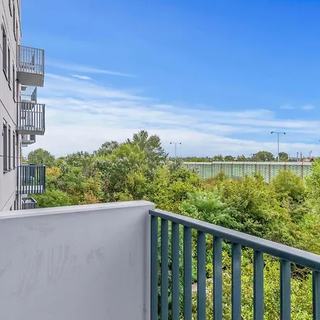 Pilot - With Parking Apartment Bratislava